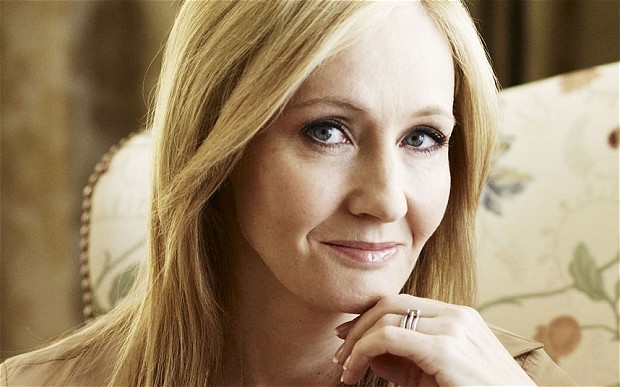 J.K. Rowling - Autora de Harry Potter escreveu roteiro de seu novo filme em 12 dias!